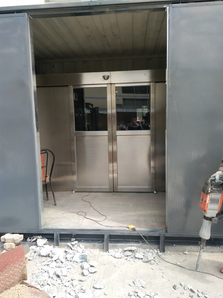 風(fēng)淋室與貨淋室有哪些區(qū)別和共同點(diǎn)？